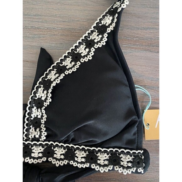 Women's Bikini Top Crochet Trim HANDMADE Kona Sol Black XS new - Picture 4 of 11